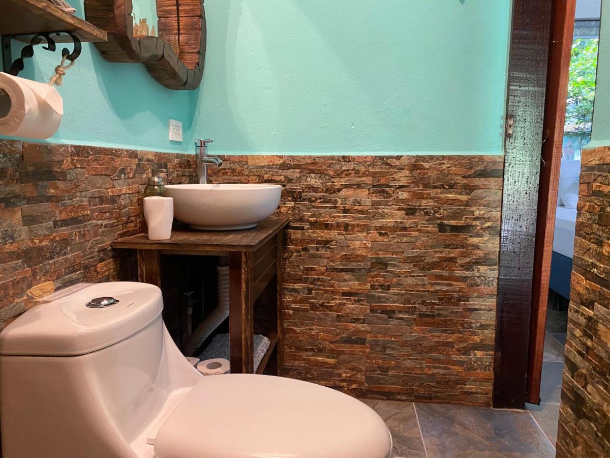 Boutique Rooms River Front At La Junta Dominical Exterior photo