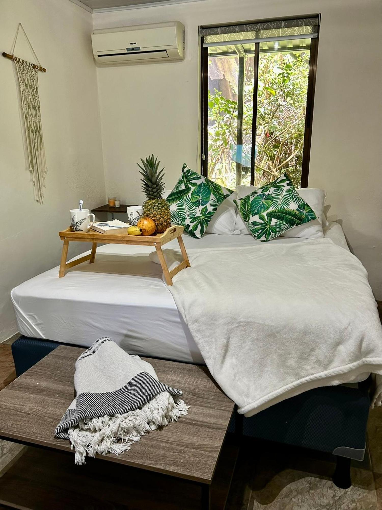 Boutique Rooms River Front At La Junta Dominical Exterior photo